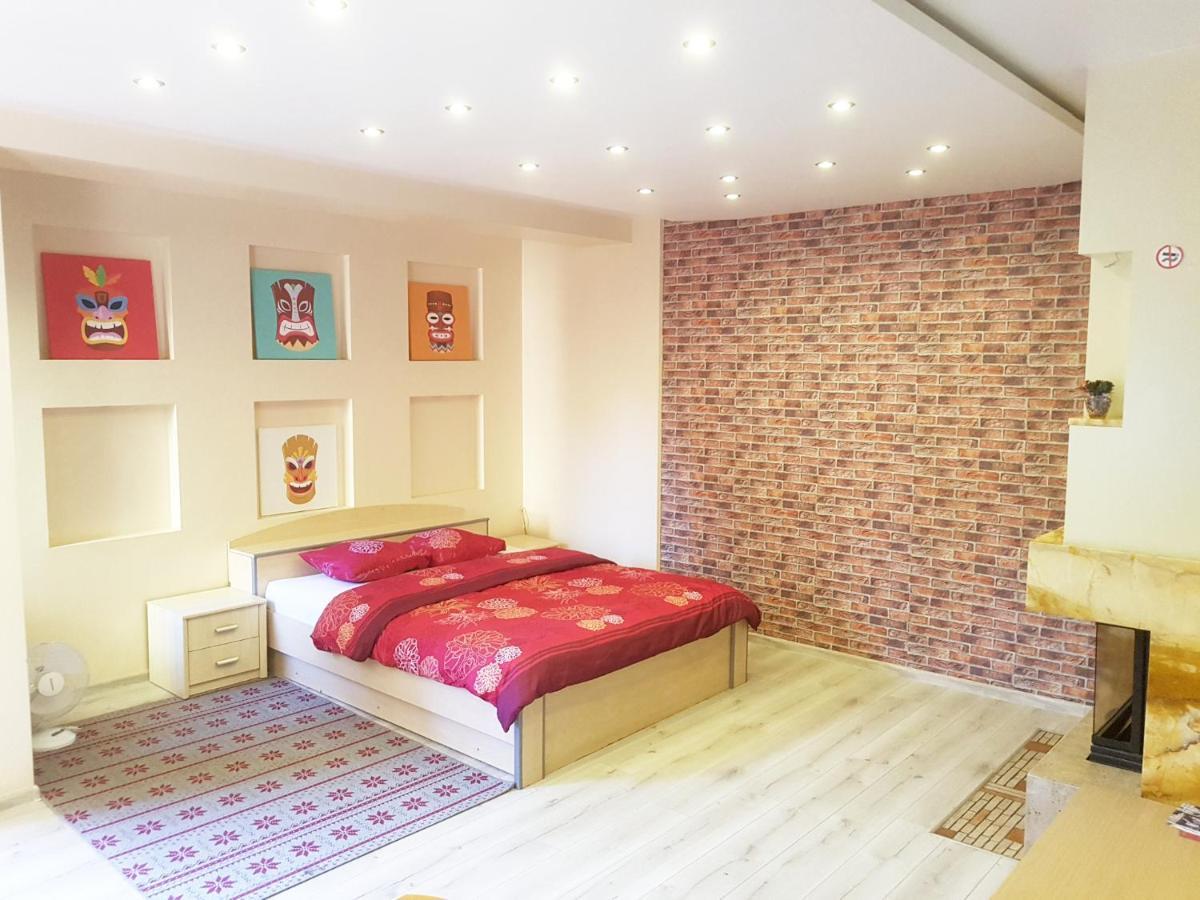 K-Town - Cozy Apartment Near The City Center Каунас Екстер'єр фото
